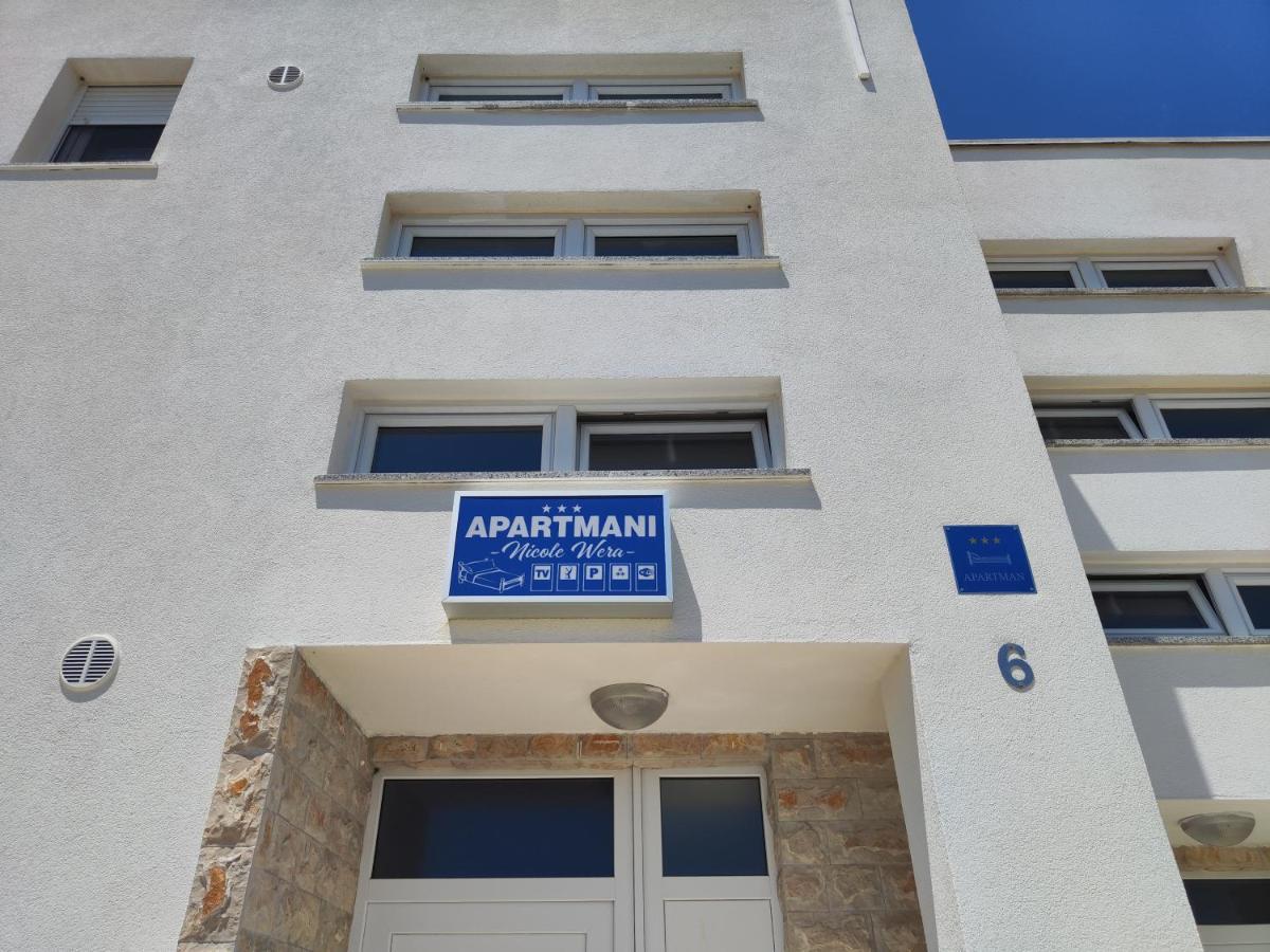 Apartments Nicole Wera ニン エクステリア 写真