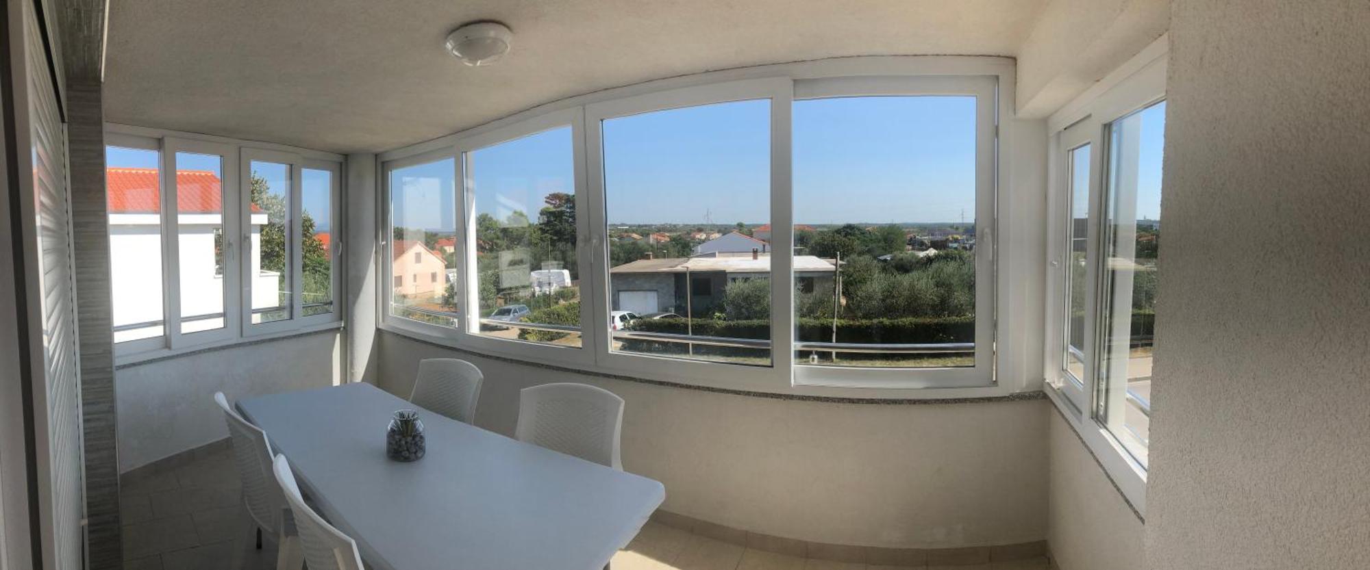 Apartments Nicole Wera ニン エクステリア 写真