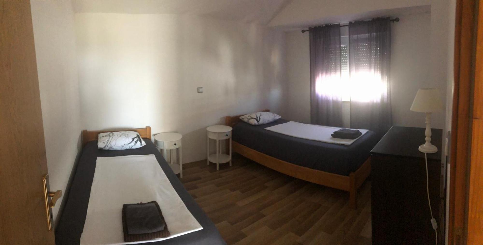 Apartments Nicole Wera ニン エクステリア 写真