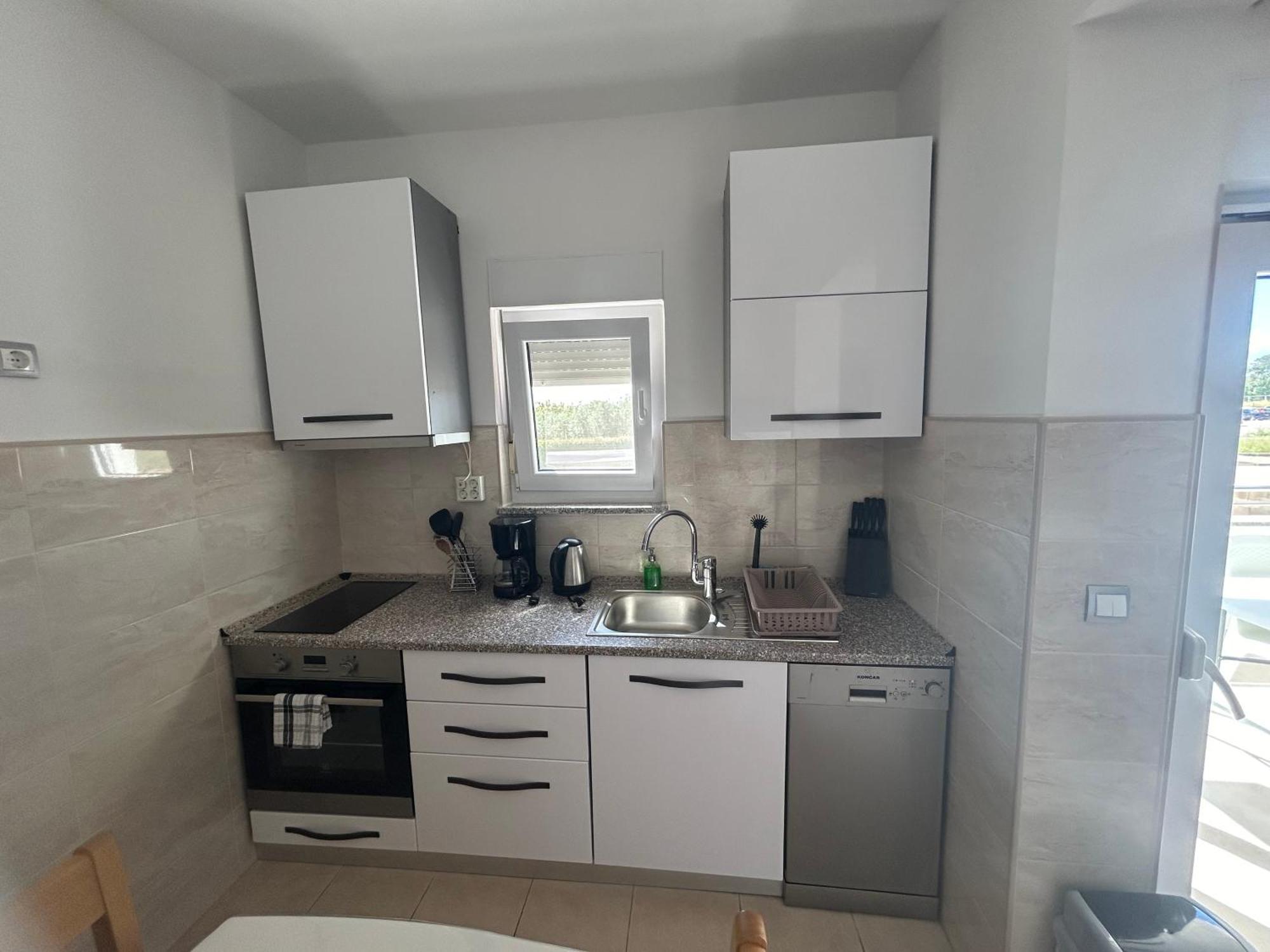 Apartments Nicole Wera ニン エクステリア 写真